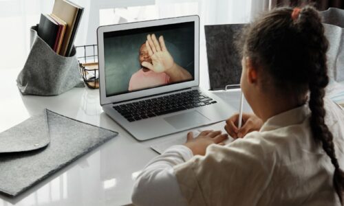 Beneficios educación virtual y a distancia